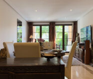 Квартира з садом та виходом до басейну в Los Arqueros 120 кв.м.