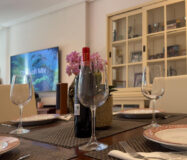 Квартира з садом та виходом до басейну в Los Arqueros 120 кв.м.