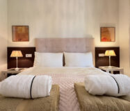 Квартира з садом та виходом до басейну в Los Arqueros 120 кв.м.