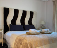 Квартира з садом та виходом до басейну в Los Arqueros 120 кв.м.