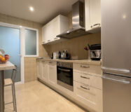 Квартира з садом та виходом до басейну в Los Arqueros 120 кв.м.