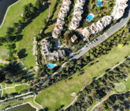 Квартира з садом та виходом до басейну в Los Arqueros 120 кв.м.