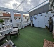 Дом в Торревьехе 65 кв.м с террасой у моря