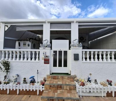 Будинок в Торрев’єсі 65 кв.м з терасою біля моря