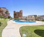 Квартира в Естепоні 109 кв.м з 2 спальнями та видом на море