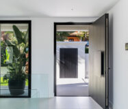 Современная вилла в Марбелье с террасой 405 кв.м