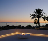 Современная вилла в Марбелье с террасой 405 кв.м