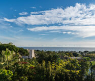 Современная вилла в Марбелье с террасой 405 кв.м