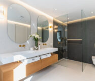 Современная вилла в Марбелье с террасой 405 кв.м