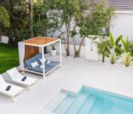 Современная вилла в Марбелье с террасой 405 кв.м