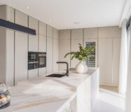 Современная вилла в Марбелье с террасой 405 кв.м