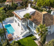 Современная вилла в Марбелье с террасой 405 кв.м