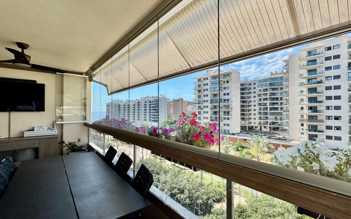 Квартира у моря в Ла Кала де Финестрат 120 кв.м с террасой