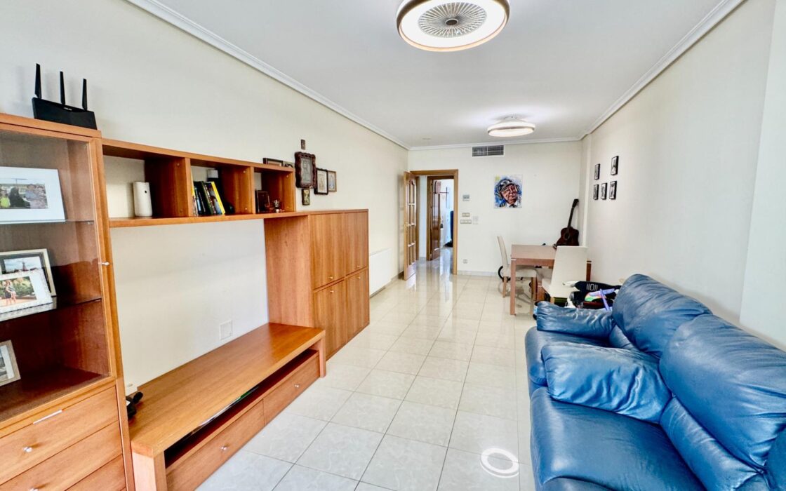 Квартира у моря в Ла Кала де Финестрат 120 кв.м с террасой