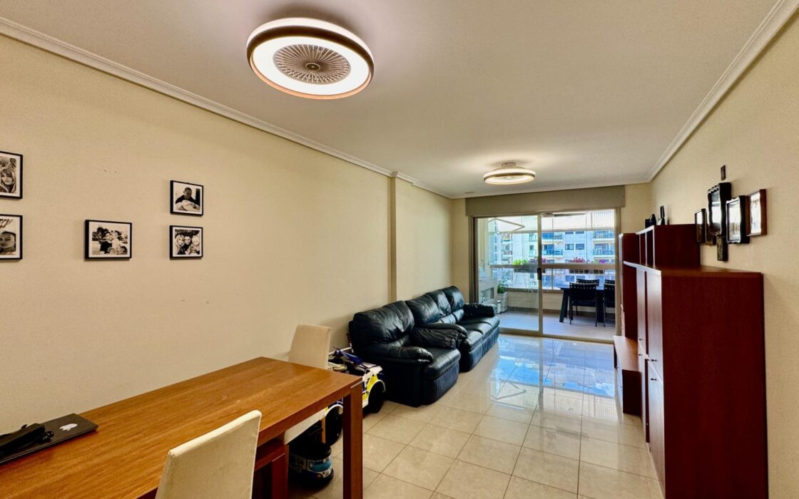 Квартира у моря в Ла Кала де Финестрат 120 кв.м с террасой