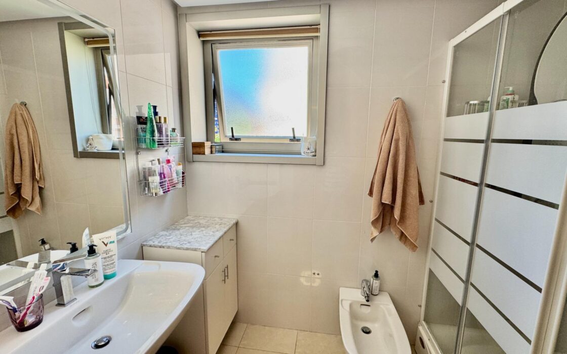 Квартира у моря в Ла Кала де Финестрат 120 кв.м с террасой