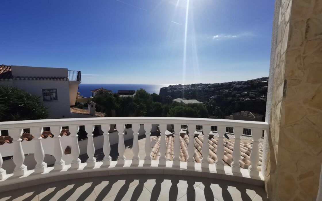 Вілла з 5 спальнями та видом на море в Cumbre del Sol