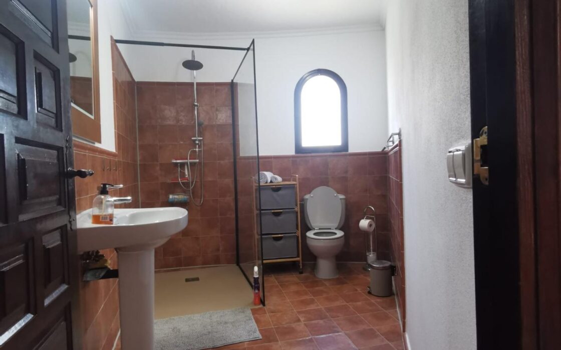 Вілла з 5 спальнями та видом на море в Cumbre del Sol