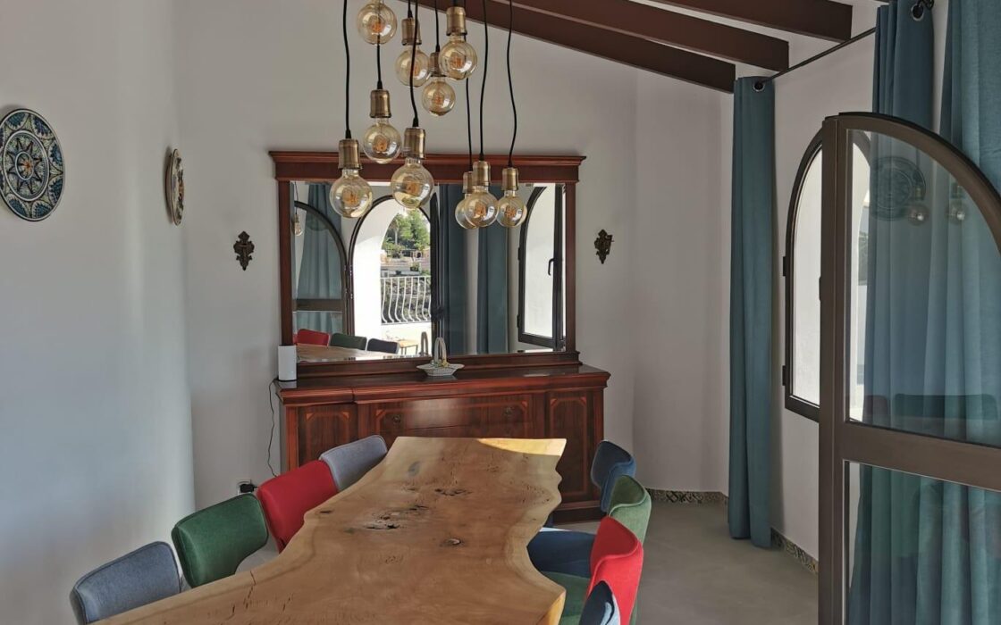 Вілла з 5 спальнями та видом на море в Cumbre del Sol