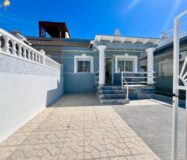 Дом в Торревьехе 60 кв.м с террасой в 4 км от моря