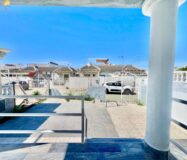 Дом в Торревьехе 60 кв.м с террасой в 4 км от моря