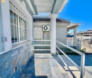 Дом в Торревьехе 60 кв.м с террасой в 4 км от моря