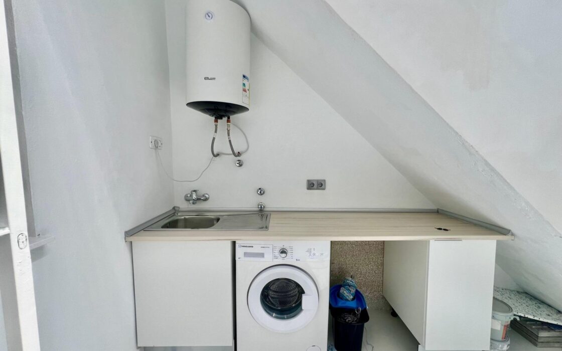 Дом в Торревьехе 60 кв.м с террасой в 4 км от моря