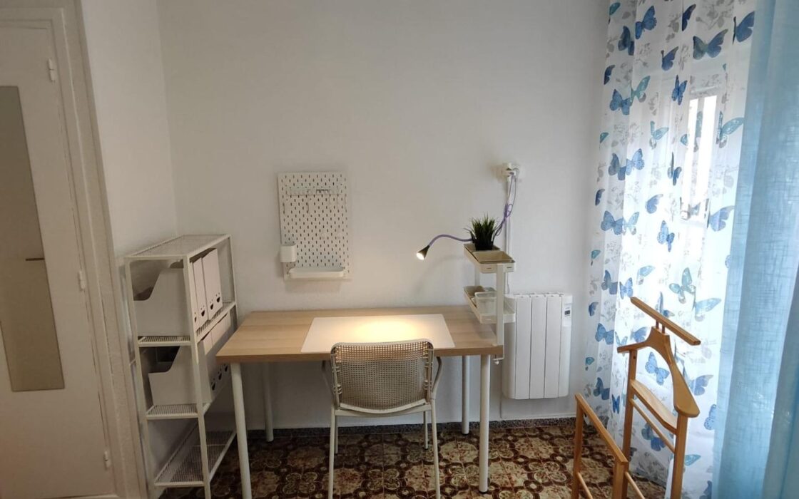 Простора квартира 82 кв.м в Аликанте з терасою