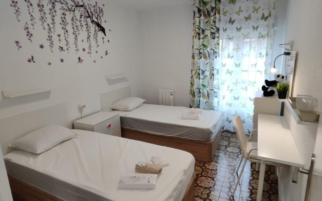 Простора квартира 82 кв.м в Аликанте з терасою