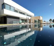 Елітна вілла в Сьерра-Кортині з терасами 650 кв.м