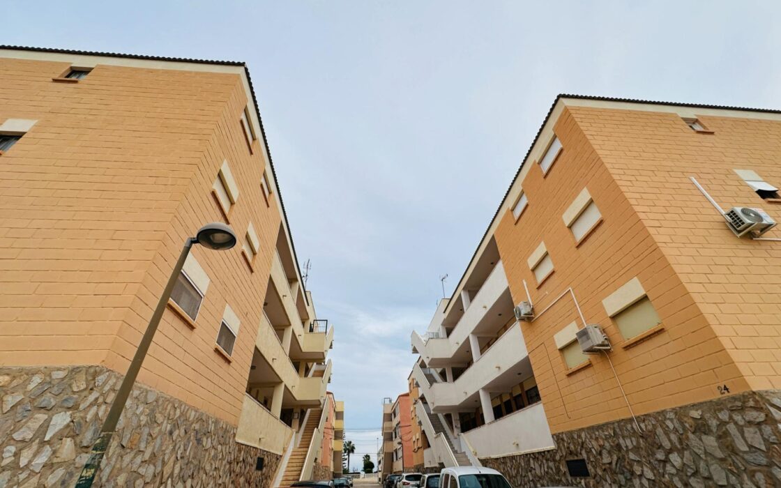 Квартира в Мил Палмерас з терасою біля моря 59 кв.м 3 спальні