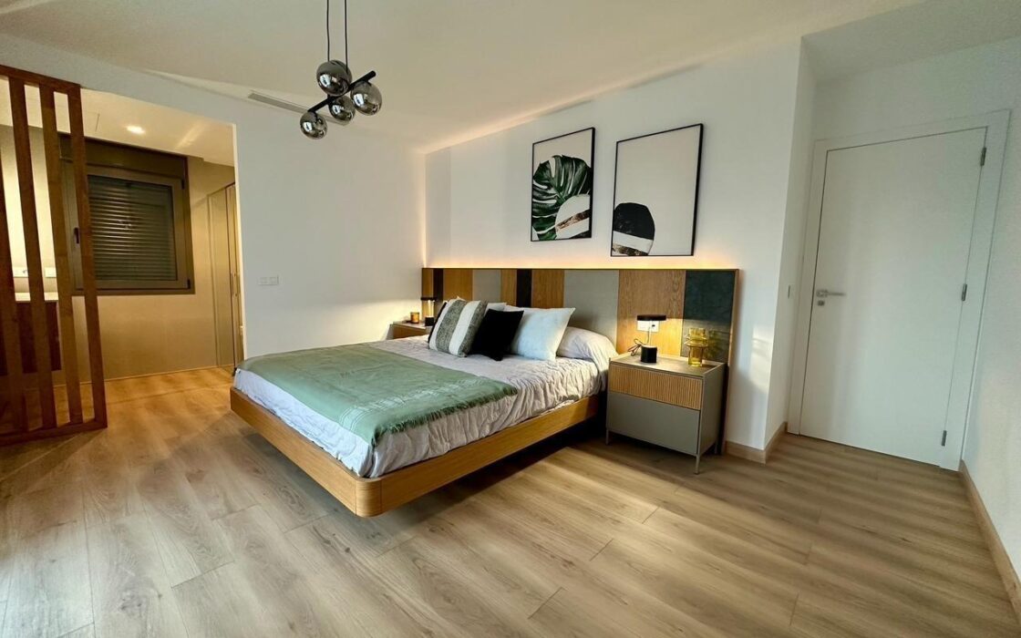 Вилла в Финестрате с террасой и видом на море 244 кв.м