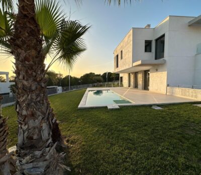 Вілла в Фінестраті 3 спальні з терасою біля моря