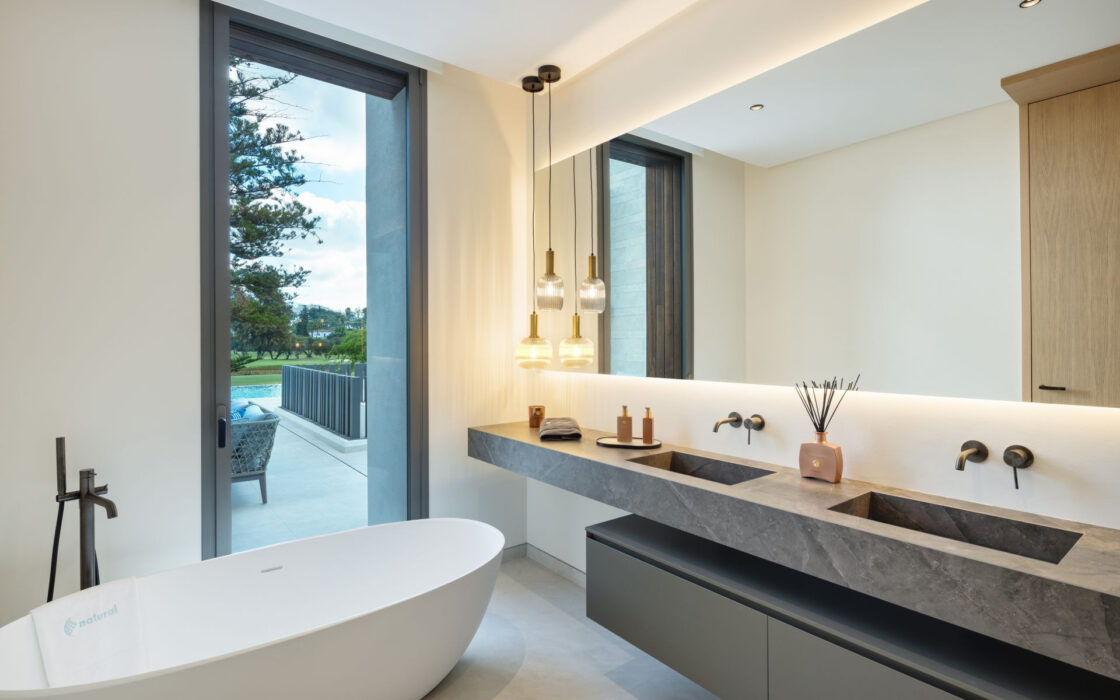 Розкішна вілла в Марбельї, 710 кв.м, з терасою