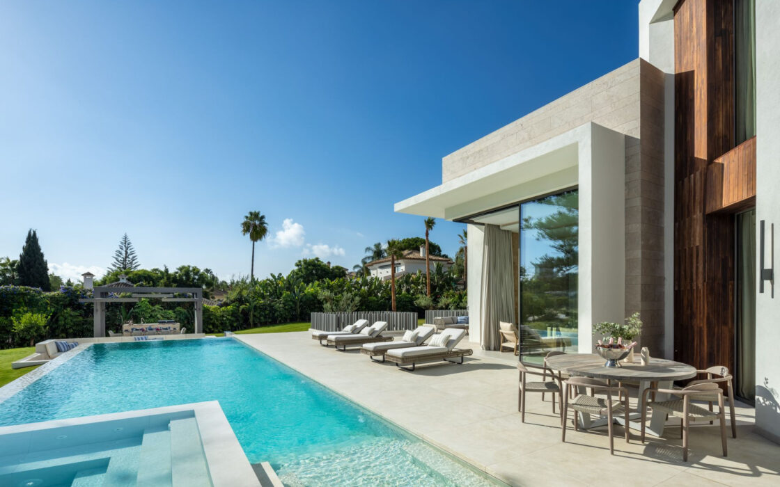 Розкішна вілла в Марбельї, 710 кв.м, з терасою