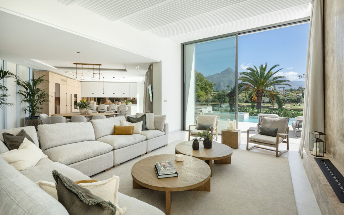 Розкішна вілла в Марбельї, 710 кв.м, з терасою