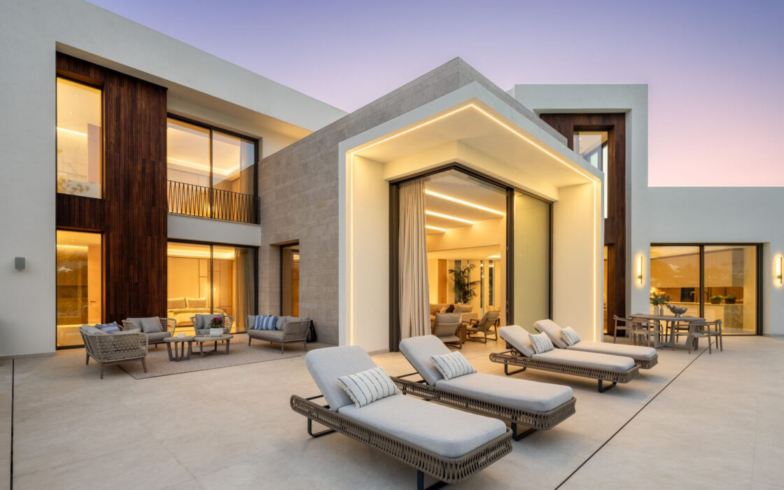 Розкішна вілла в Марбельї, 710 кв.м, з терасою