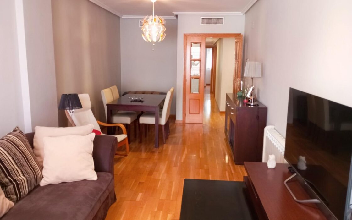 Апартаменты 116 кв.м в Аликанте с террасой и лифтом