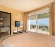 Вилла в Кальпе 400 кв.м з видом на море та басейном