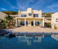 Вилла в Кальпе 400 кв.м з видом на море та басейном