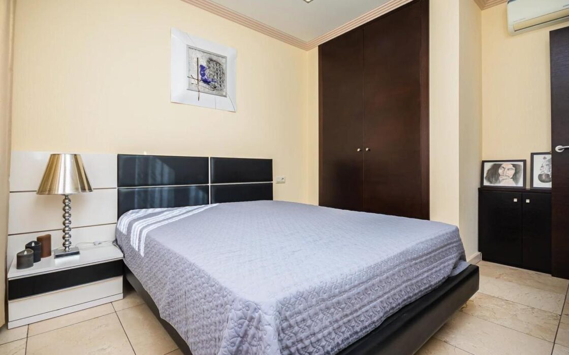 Вилла в Кальпе 400 кв.м з видом на море та басейном