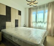 Простора квартира в Alicante з терасою та 3 спальнями