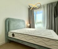 Простора квартира в Alicante з терасою та 3 спальнями