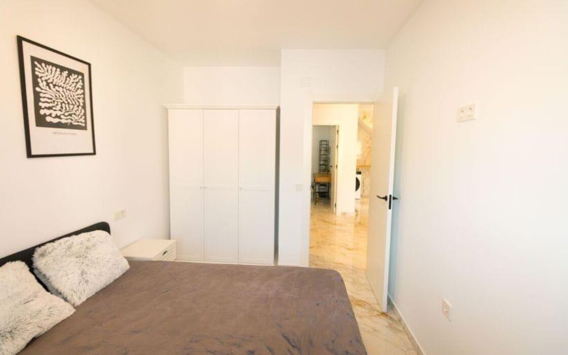 Дом в Торревьехе 103 кв.м с 4 комнатами и террасой