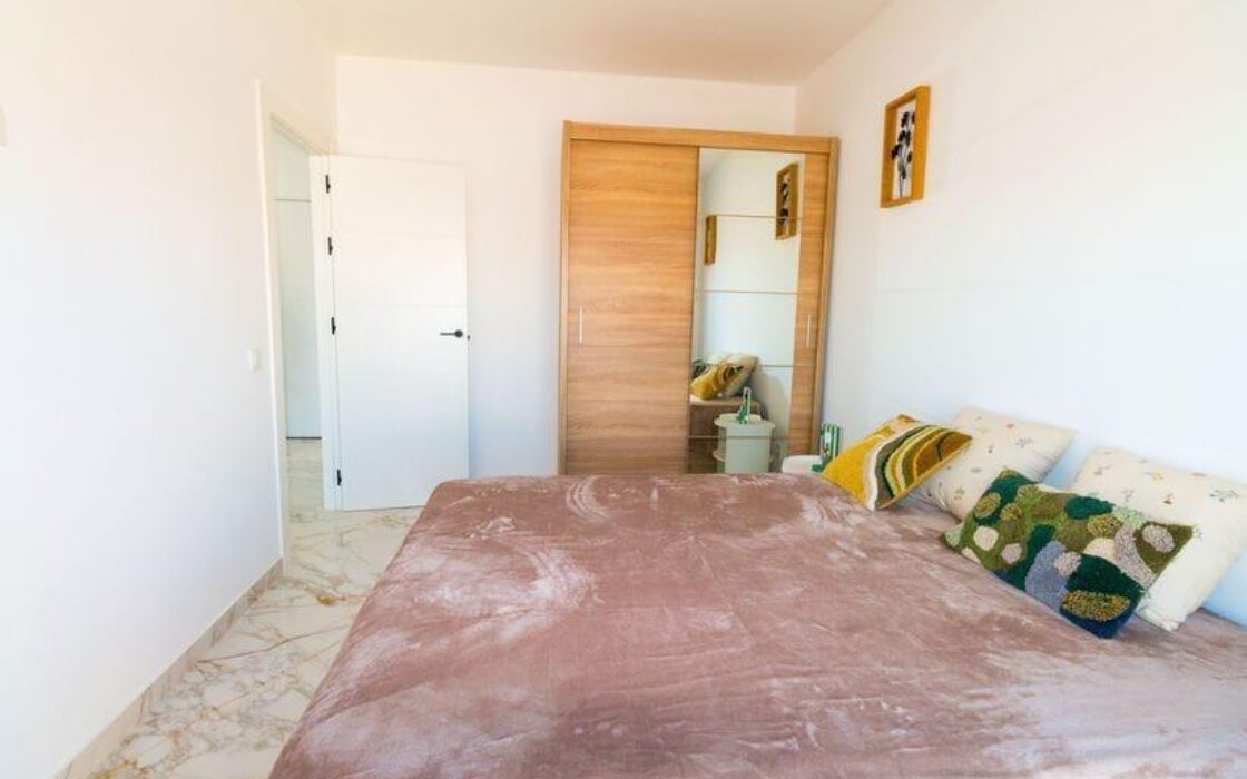 Дом в Торревьехе 103 кв.м с 4 комнатами и террасой