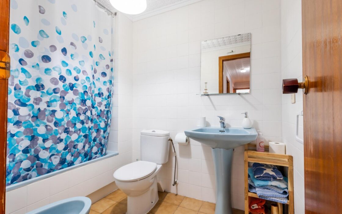 Апартаменты 95 кв.м в Торревьехе у моря с террасой