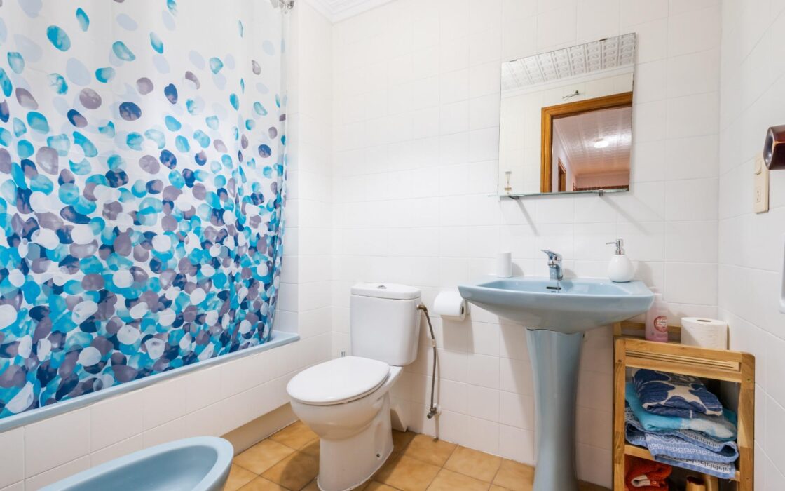 Апартаменты 95 кв.м в Торревьехе у моря с террасой