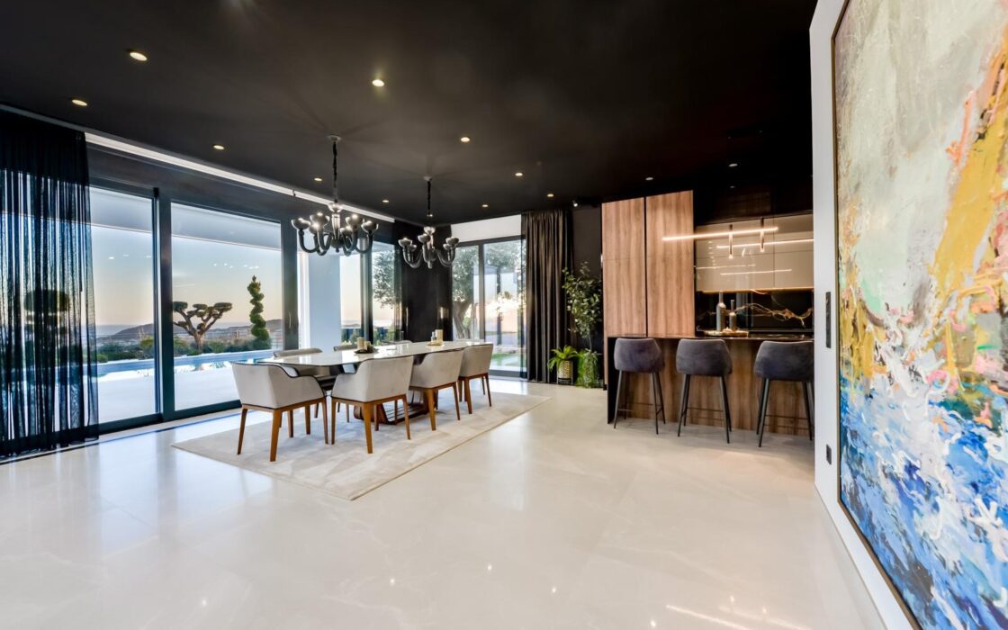 Вілла в Фінестраті 998 кв.м з басейном та видом на море