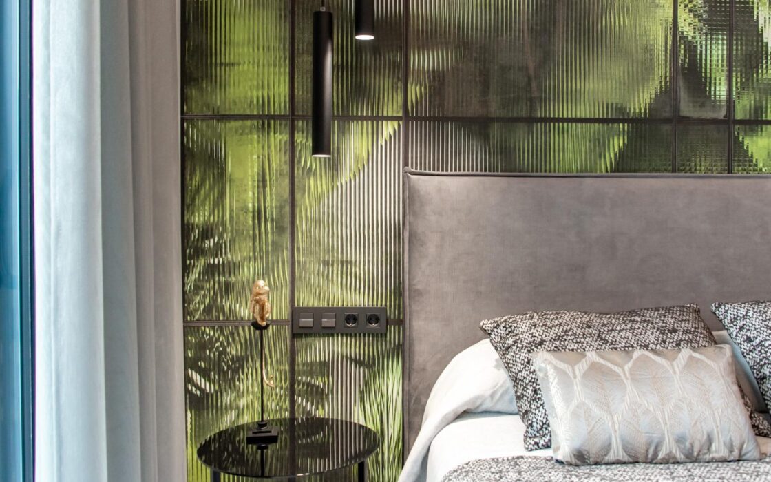 Вілла в Фінестраті 998 кв.м з басейном та видом на море