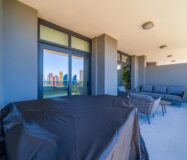 Простора квартира з 2 спальнями в Бенідормі з терасою